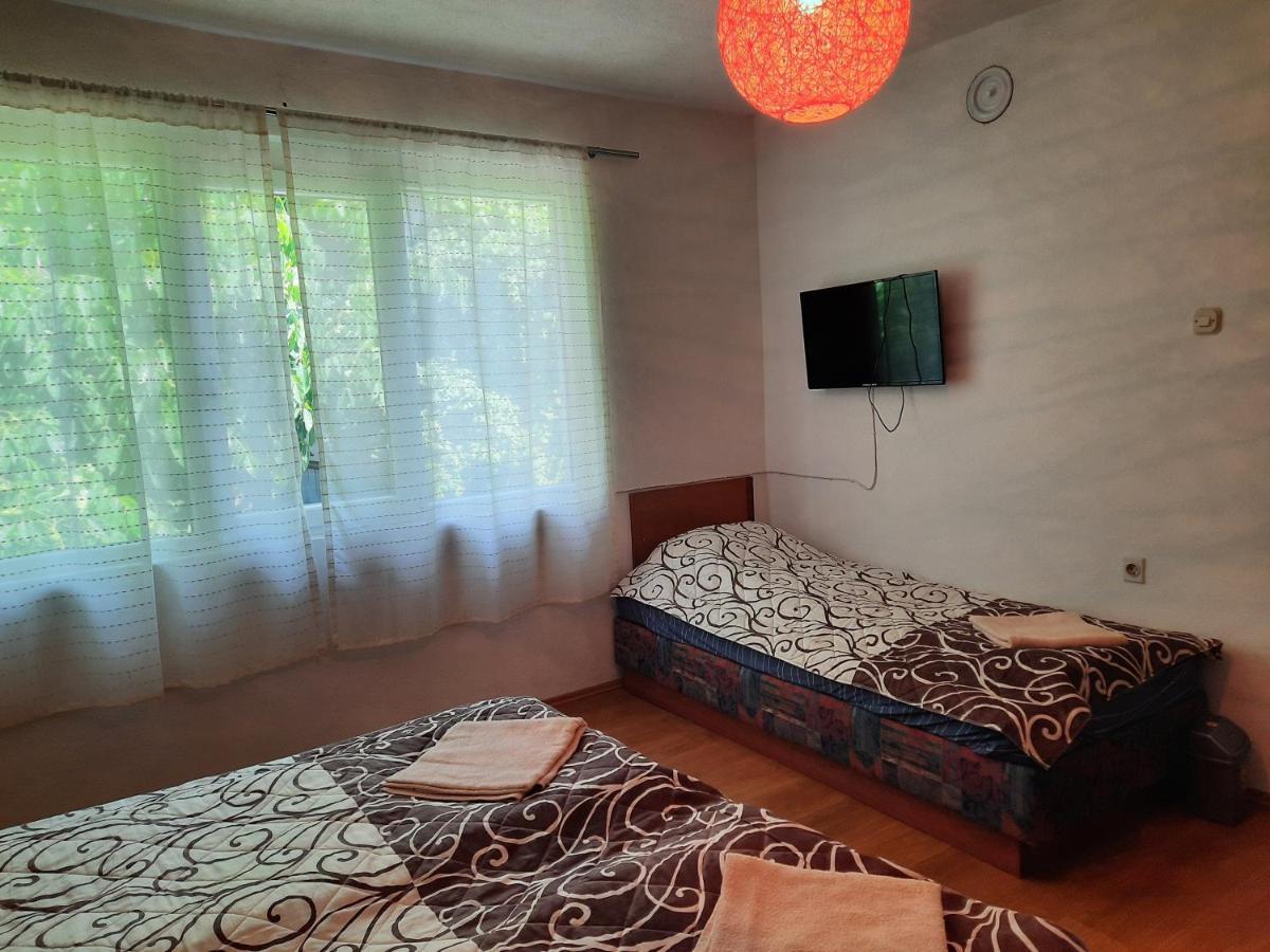 Bajam Apartments โอครีด ภายนอก รูปภาพ